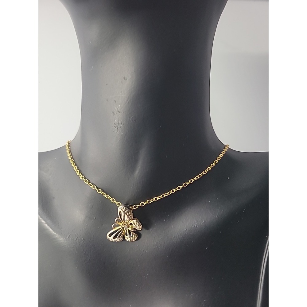 Vintage Gold Tone Butterfly Necklace Rhinestone Pendant Jewelry